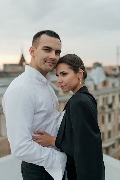 結婚式の写真家Olga Savina (savinaolga)。5月1日の写真