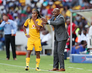 Steve Komphela, coach of Kaizer Chiefs gives instructions to Siphiwe Tshabalala of Kaizer Chiefs during the Absa Premiership 2017/18 match between Supersport United and Kaizer Chiefs at Mbombela Stadium, Mpumalanga South Africa on 06 January 2018.