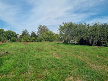 terrain à Cailloux-sur-Fontaines (69)