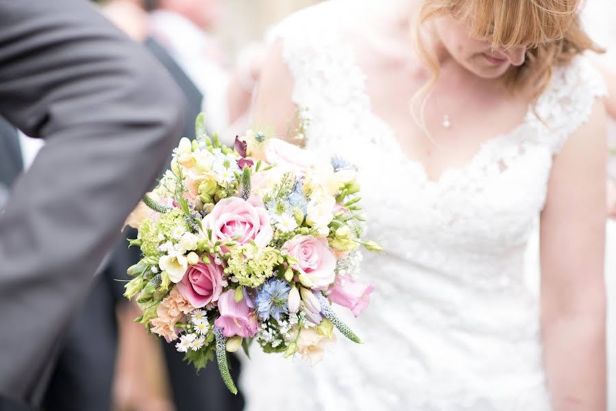 Wedding photographer Tom Wood (tomwoodphoto). Photo of 2 July 2019