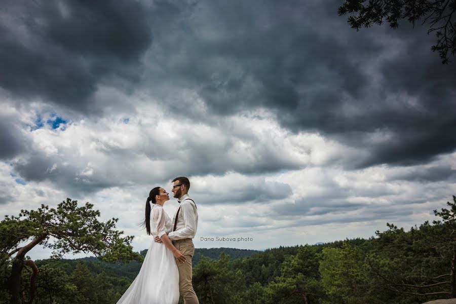 Svatební fotograf Dana Šubová (ubov). Fotografie z 22.června 2017