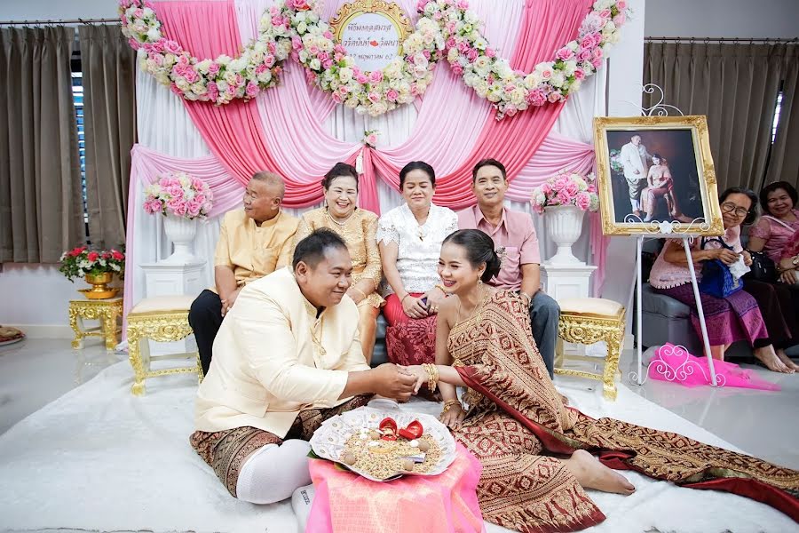 Wedding photographer Wittaya Nasaree (aknstudio). Photo of 8 September 2020
