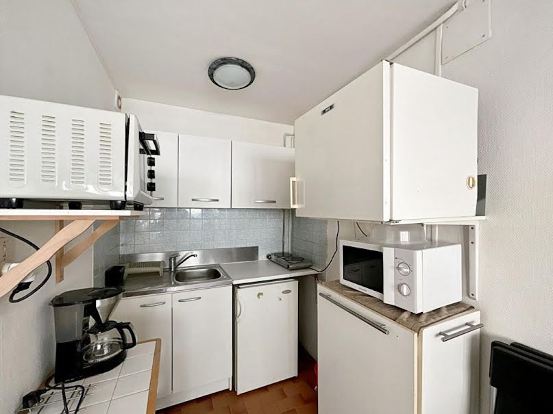 Location meublée appartement 2 pièces 26 m² à Beziers (34500), 490 €