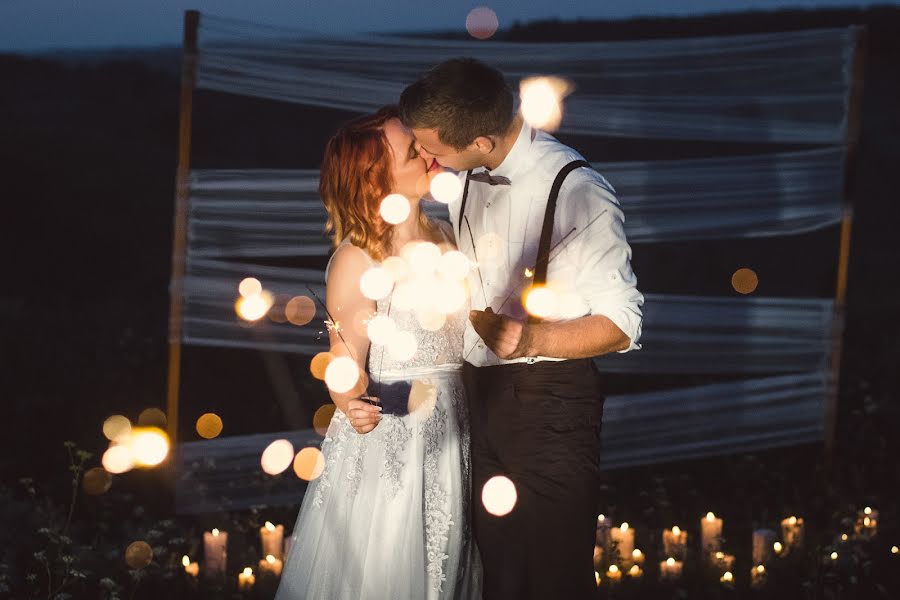 Fotógrafo de bodas Kseniya Ivanova (kinolenta). Foto del 6 de enero 2018