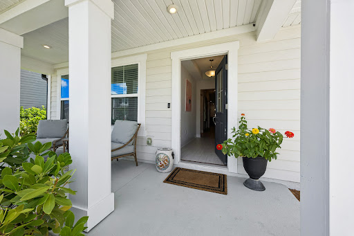 House with garden 3