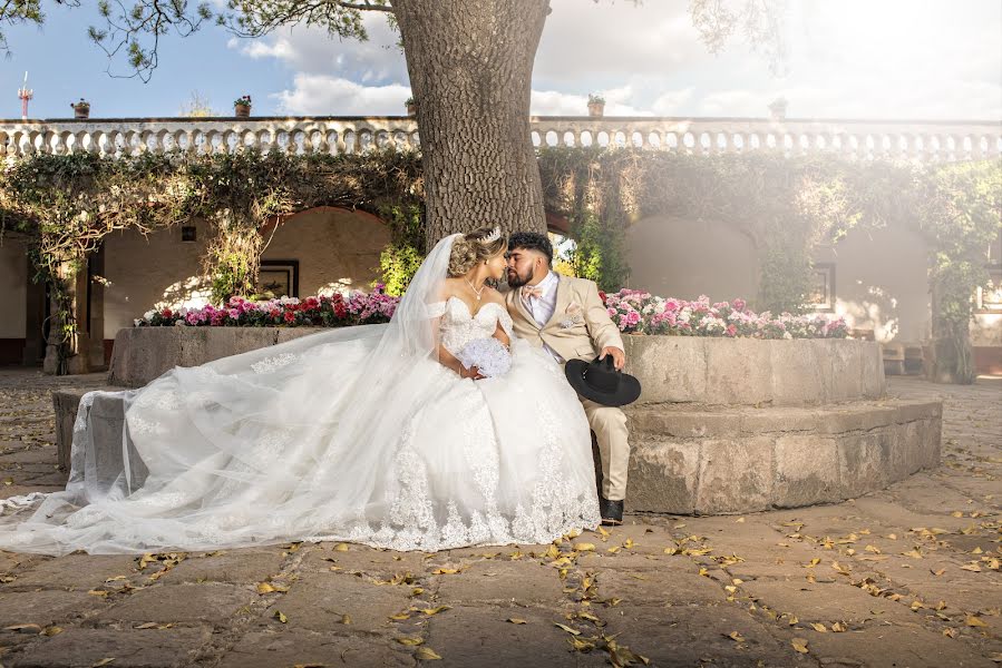 結婚式の写真家Orlando Banda (orlandobanda)。2023 8月31日の写真