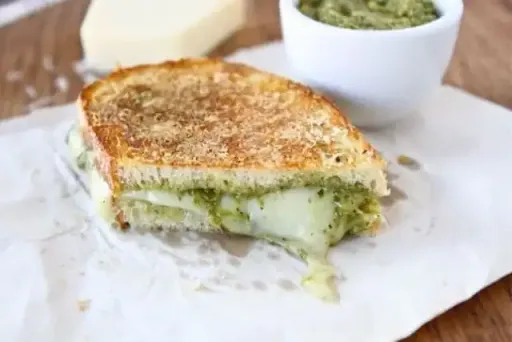 Pesto Cheese Grilled Sandwich