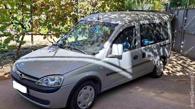 продам авто Opel Combo Combo Tour фото 1