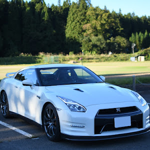 NISSAN GT-R R35