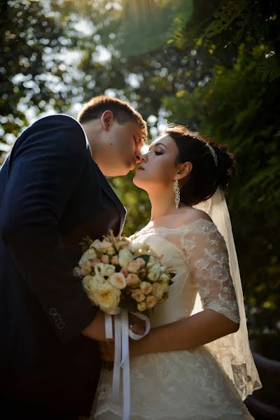 Fotógrafo de casamento Svetlana Shaffner (studiofly). Foto de 7 de outubro 2018