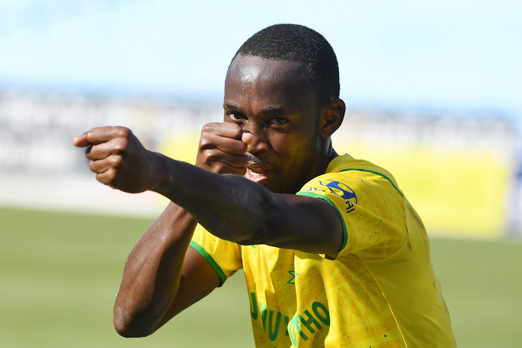 Mamelodi Sundowns striker Peter Shalulile needs a hat-trick against Royal AM to match ex-Kaizer Chiefs striker Collins Mbesuma's DStv Premiership scoring record.