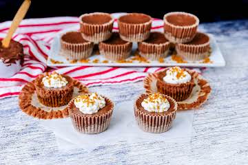 Nutella Cheesecake Muffins