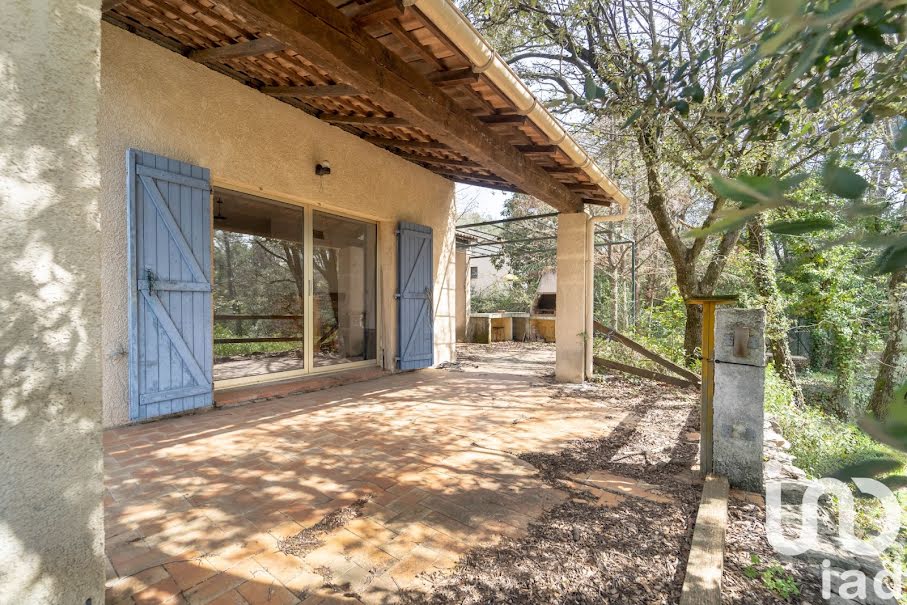 Vente maison 5 pièces 111 m² à Flayosc (83780), 350 000 €