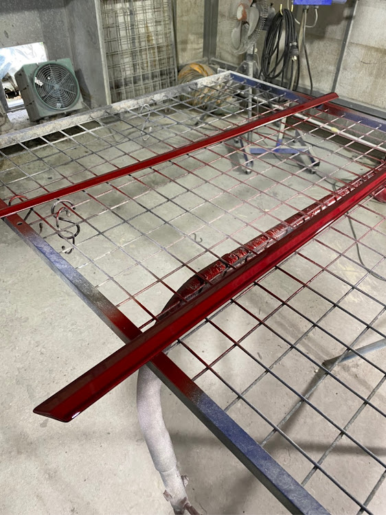 86の沖縄・DIY・ディスクローター交換・サイドモール塗装・つぎはどこいじろうか？に関するカスタム事例の投稿画像9枚目