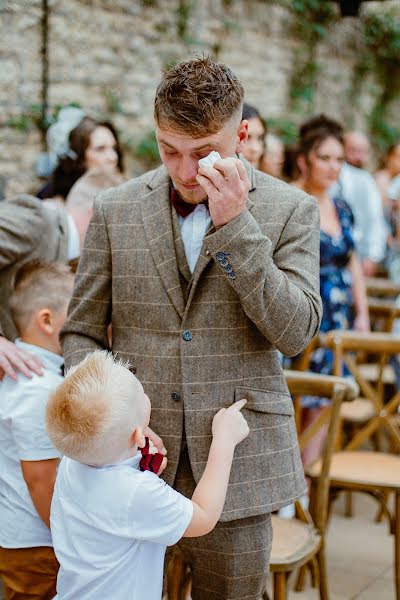 Fotógrafo de casamento Anna Hmelnitkaia (annahm). Foto de 31 de março 2023