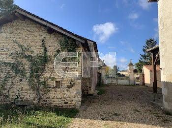 maison à Neuville-de-Poitou (86)