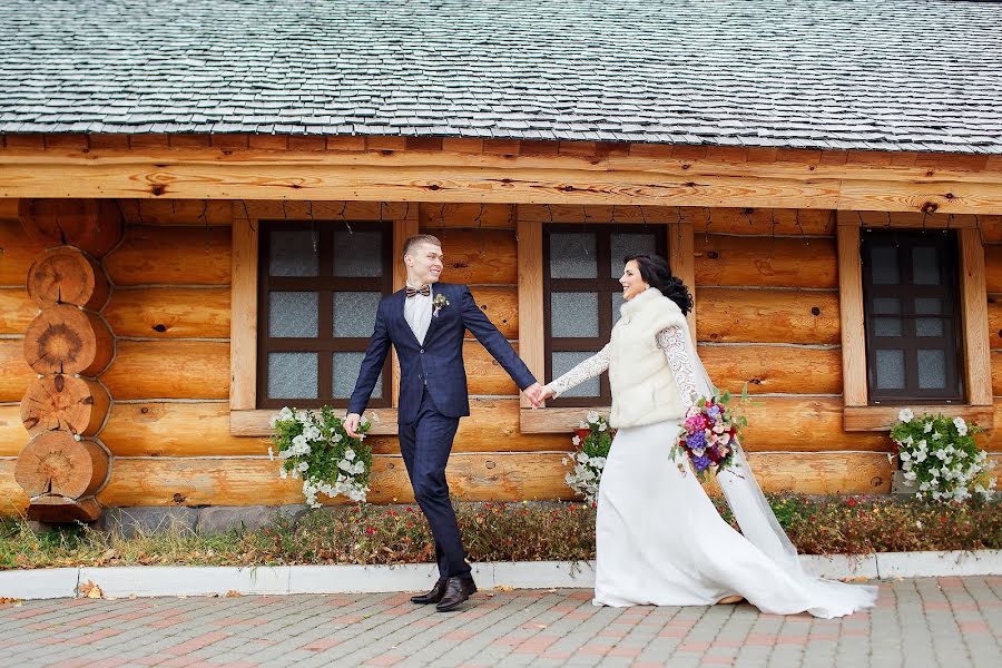 Wedding photographer Irina Ustinova (irin62). Photo of 15 October 2017