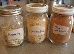 Taco Seasoning Mix, Onion Soup Mix, Ranch Dressing Mix was pinched from <a href="https://www.facebook.com/photo.php?fbid=750024961679401" target="_blank">www.facebook.com.</a>