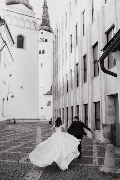 結婚式の写真家Rastislav Cedzo (rastislavc)。2023 4月26日の写真