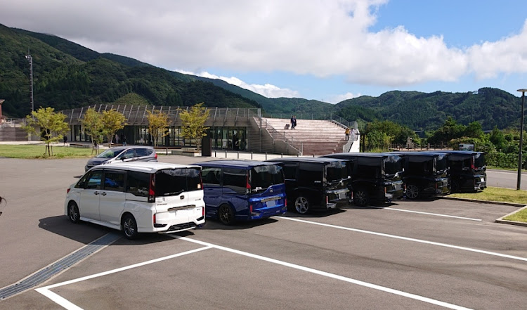 ステップワゴンの弄り・オフ会・五ヶ山クロスベース・五ヶ山ダムに関するカスタム事例の投稿画像5枚目