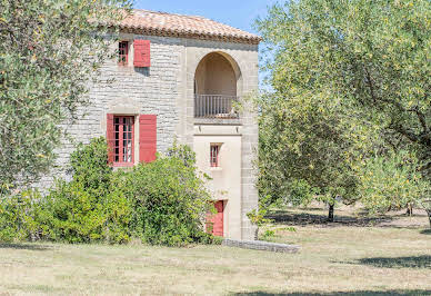 House with pool and garden 1