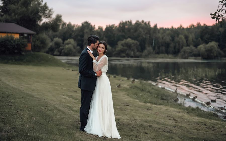 結婚式の写真家Aleksandr Apanasovich (alexapanasovich)。2019 2月8日の写真