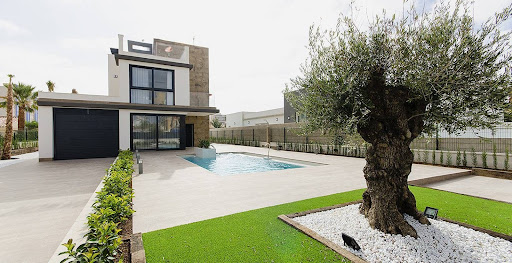 Propriété avec piscine en bord de mer 1