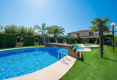 Property with pool 10