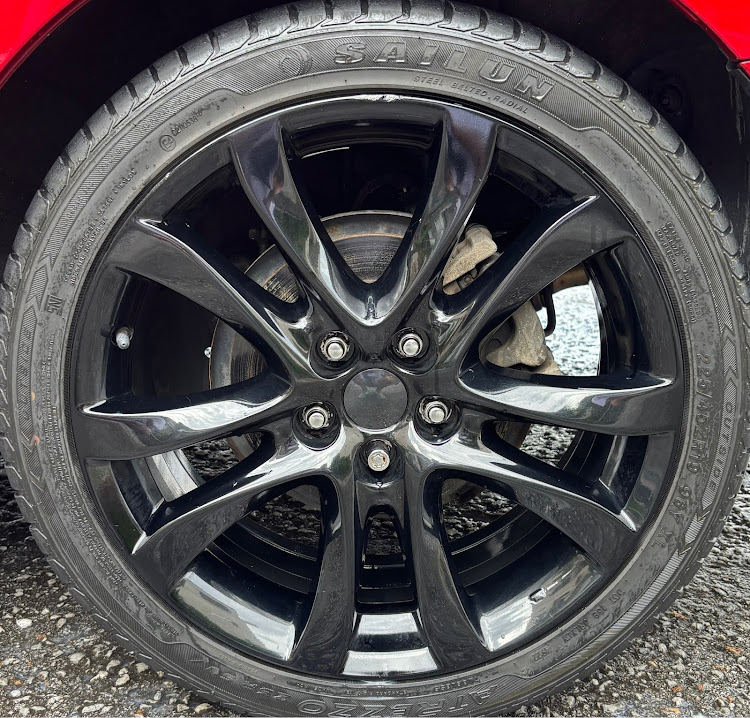アテンザのアテンザ・GJ2AP・洗車・ホイール・ホイール洗浄に関するカスタム事例の投稿画像2枚目