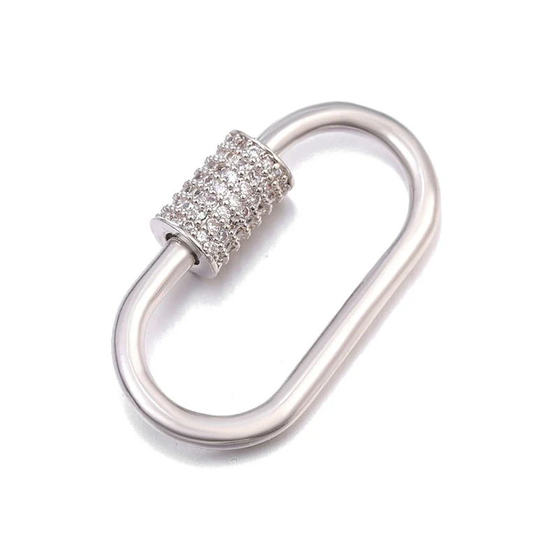 Simple jewelry accessories designed to effortlessly elevate your everyday style. Discover our easy-to-wear and mix-and-m