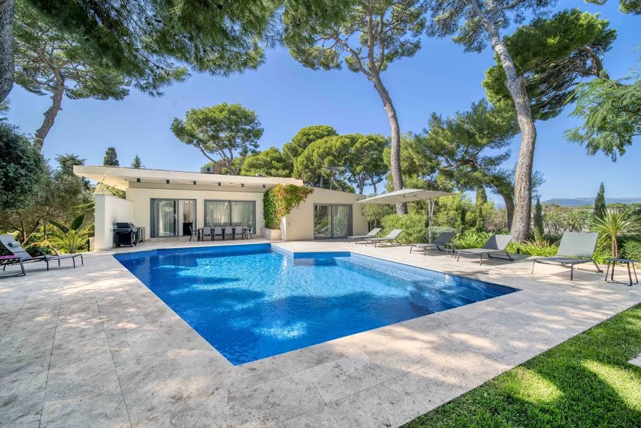 Vente villa 7 pièces 289 m² à Antibes (06600), 5 300 000 €