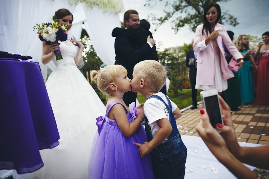 Wedding photographer Boris Nesterov (bornest). Photo of 28 October 2014