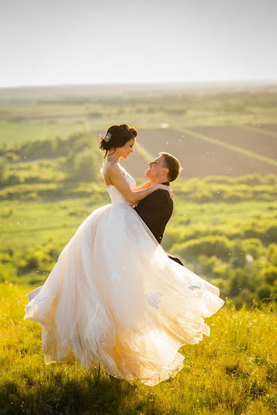 Wedding photographer Valeriya Kulikova (valeriya1986). Photo of 20 June 2017