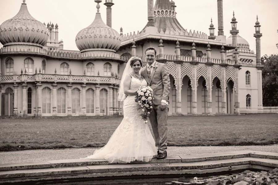 Fotografo di matrimoni Katie Battie (katiebattiephoto). Foto del 1 luglio 2019