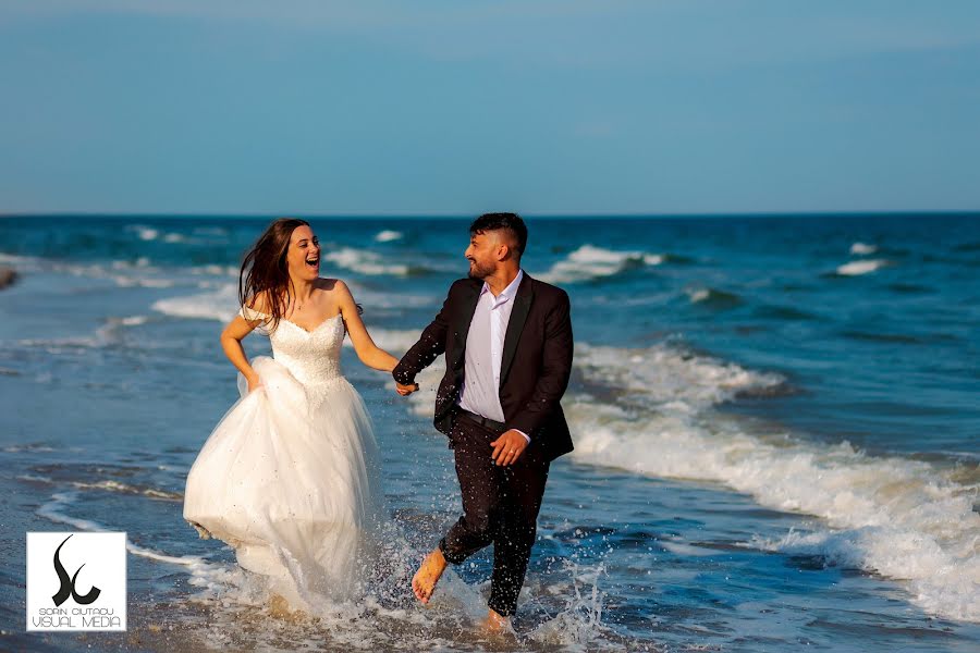 婚禮攝影師Sorin Ciutacu（visualmedia）。2023 2月6日的照片
