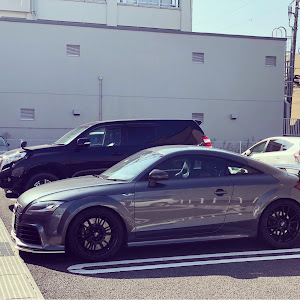 TT RS クーペ