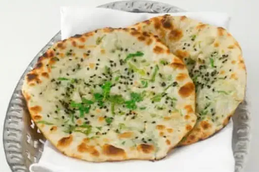 Stuffed Kulcha