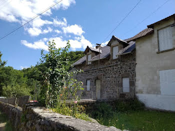 maison à Saint-Projet-de-Salers (15)