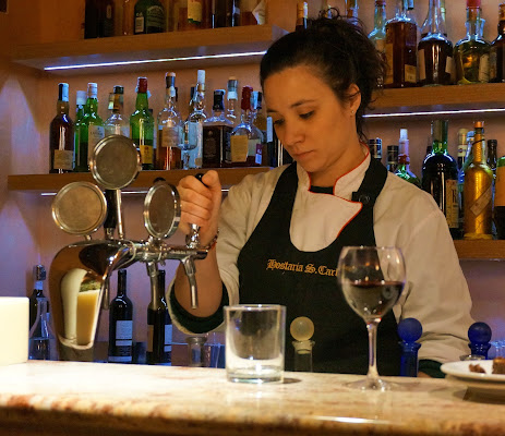 La barista del ristorante di jovi55