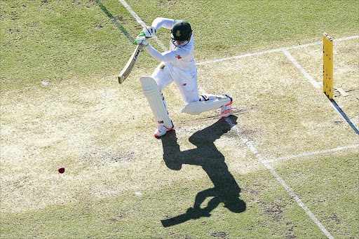 Quinton de Kock of South Africa bats during day one of the First Test match between Australia and South Africa at the WACA on November 3, 2016 in Perth, Australia. (Photo by Paul Kane/Getty Images)