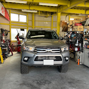 ハイラックス GUN125