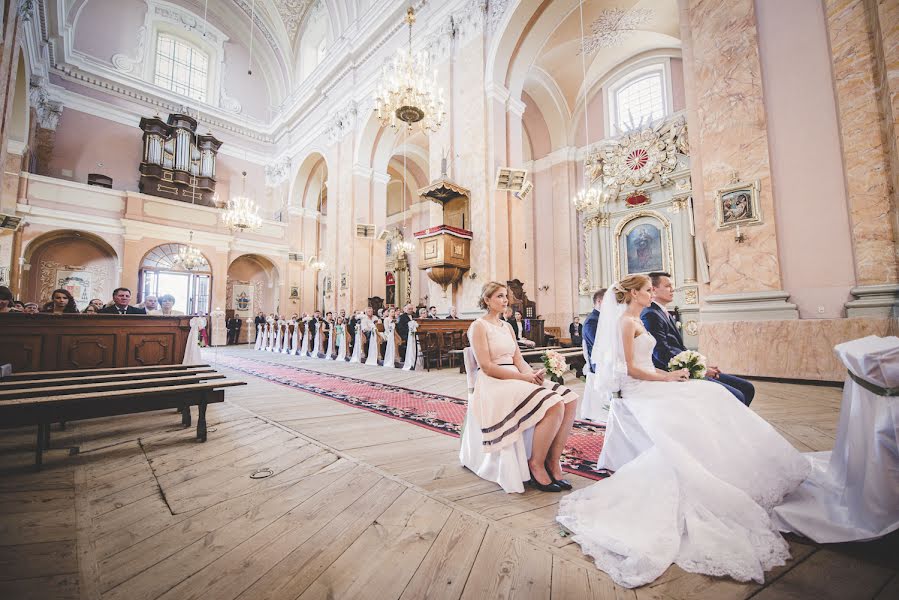 Wedding photographer Jakub Ćwiklewski (jakubcwiklewski). Photo of 19 February 2016