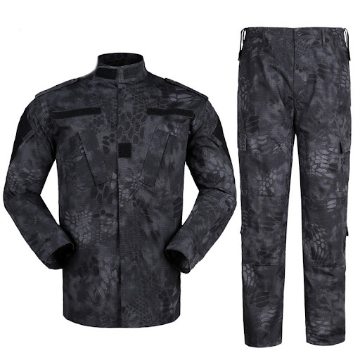 Snake pattern black plaid