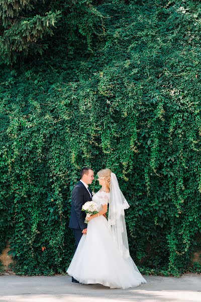 Fotografo di matrimoni Yuliya Krasovskaya (krasovska). Foto del 2 ottobre 2016