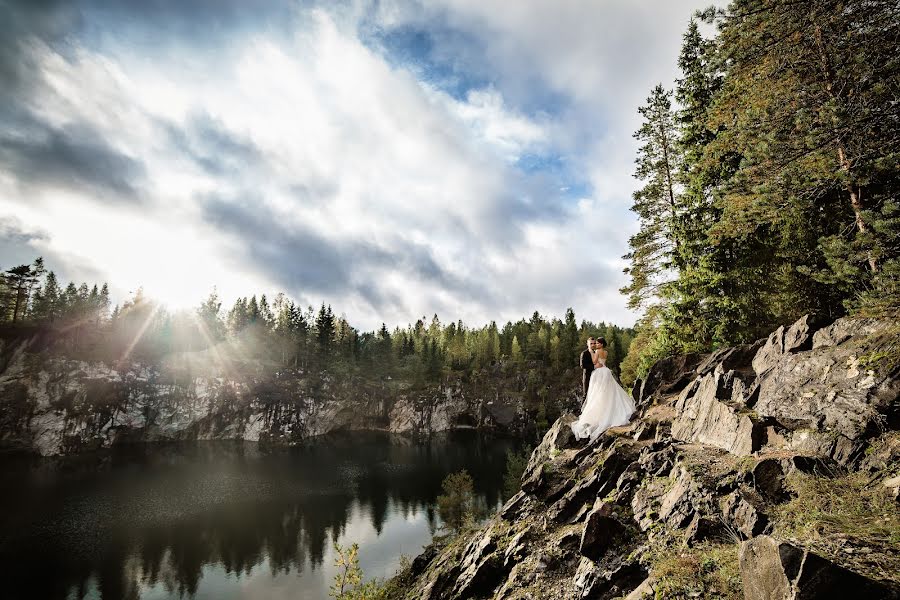 Hochzeitsfotograf Lyubov Morozova (lovemorozova). Foto vom 5. März 2019