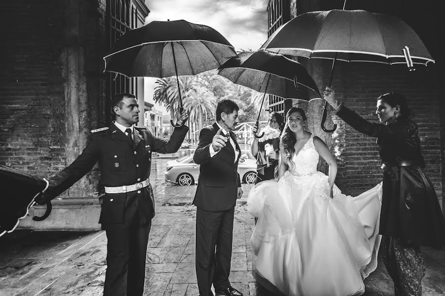 Wedding photographer Nelson Cáceres (fotonostra). Photo of 13 April 2018