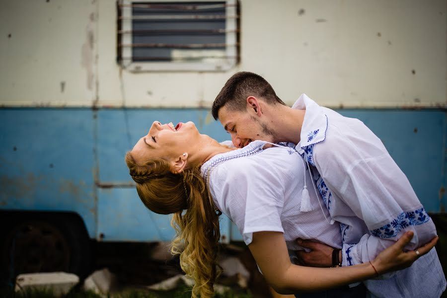 Vestuvių fotografas Vlădu Adrian (vladuadrian). Nuotrauka 2018 balandžio 24