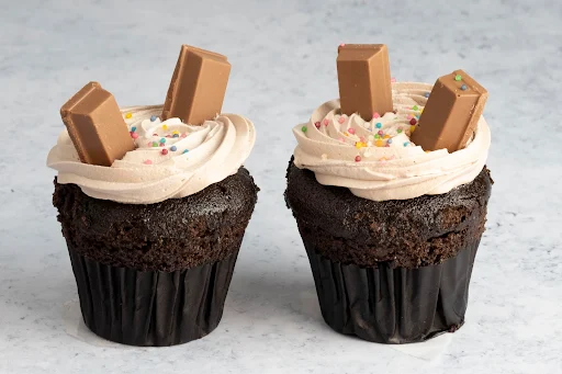 Kitkat Cupcakes