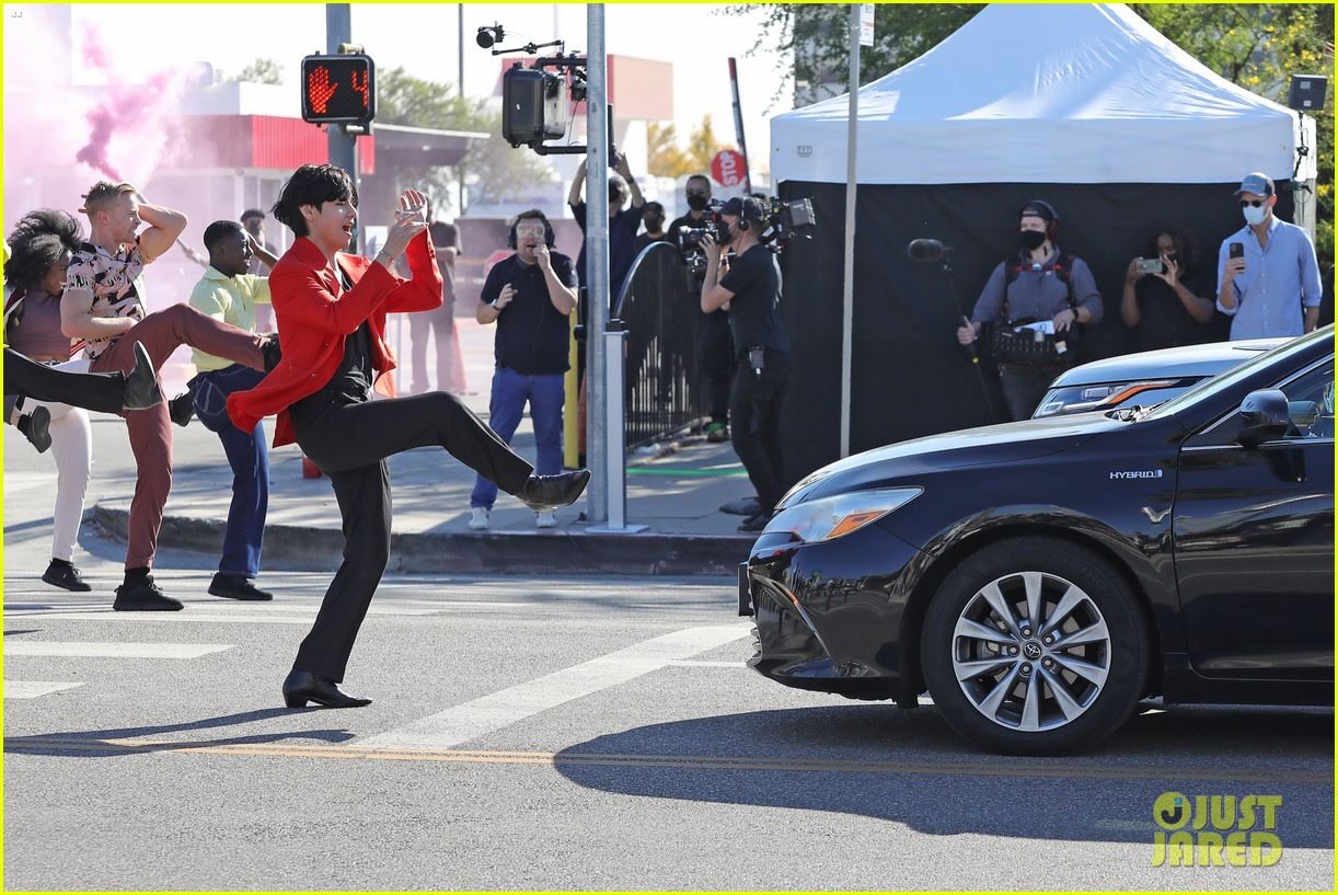 bts-crosswalk-with-james-corden-127