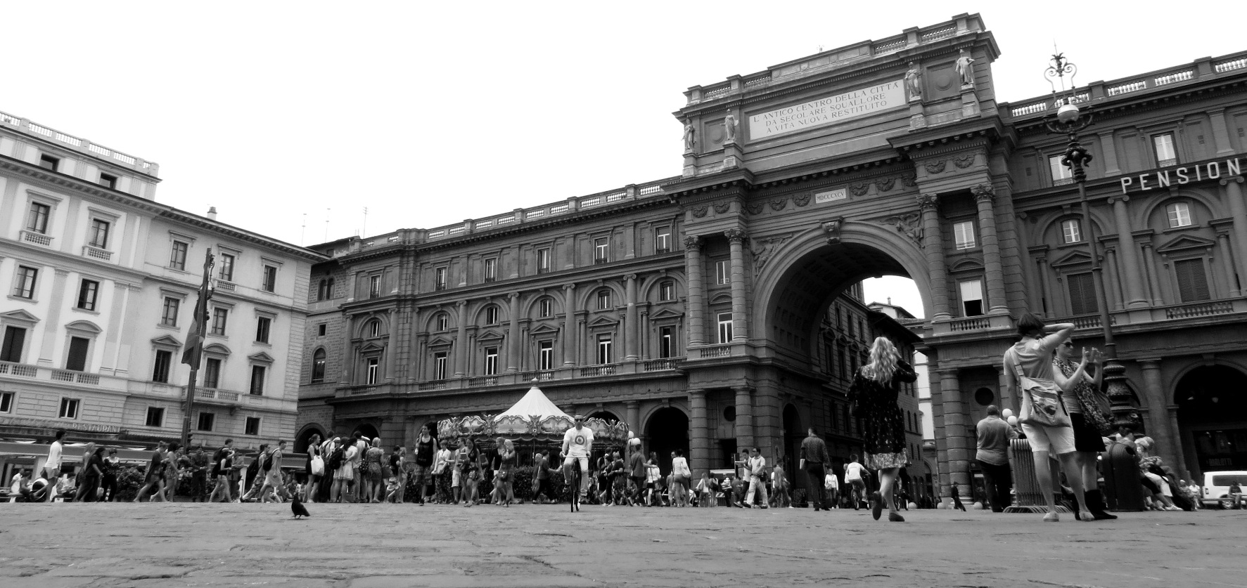 Piazza della Repubblica di pizzicastelle